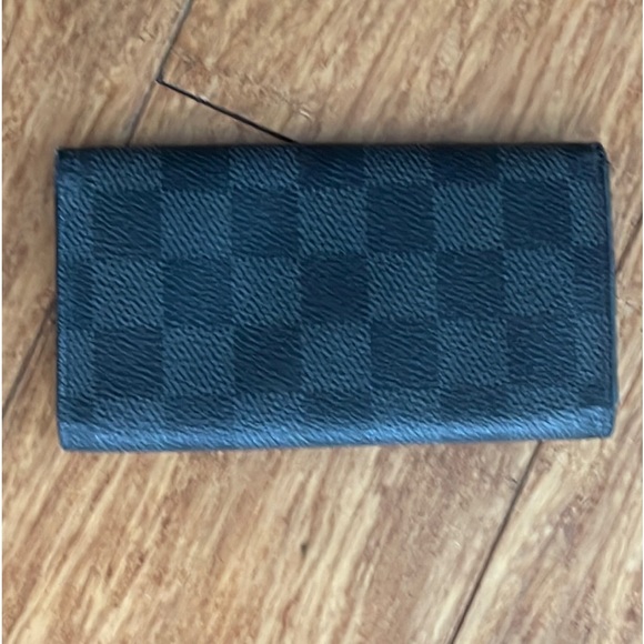 Authentic Large Louis Vuitton Damier Graphite Porte Cles Voiture Key Case❤️ - Picture 15 of 16